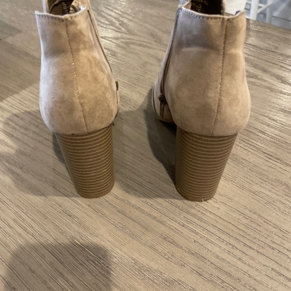 Open Toe Bootie - Picture 4 of 5